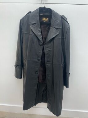 Men's Vintage Black Leather Trench Coat - Classic Long Overcoat